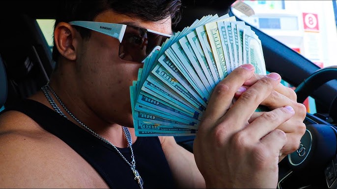 Influencer claims he borrows $5 million from a cryptocasino to bet